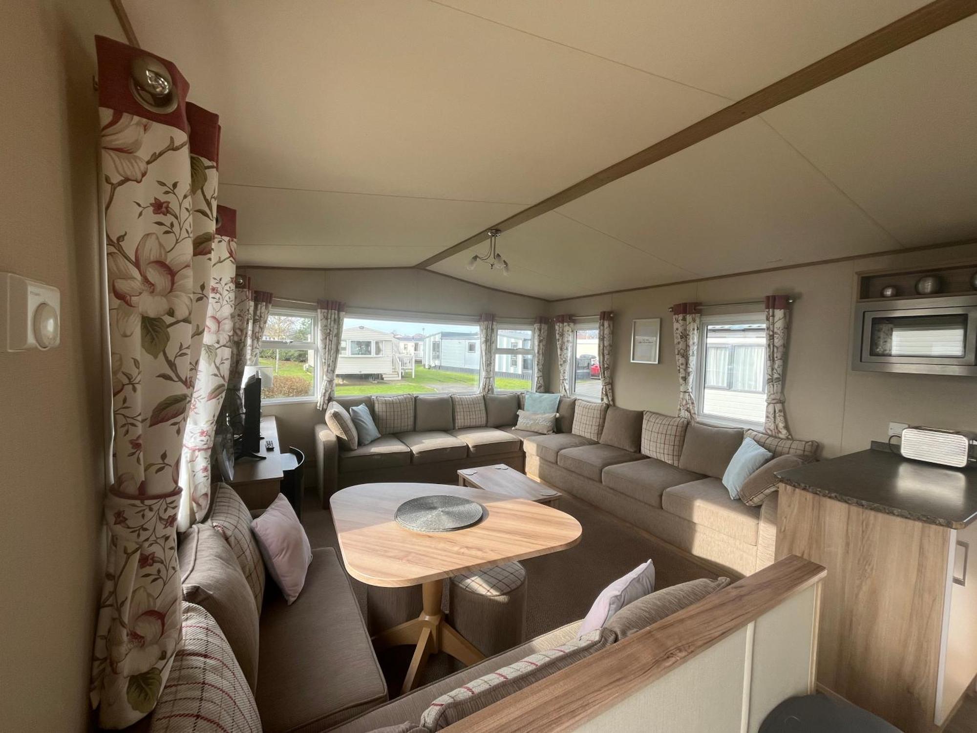 Tattershall Lakes Kingfisher Caravan 8 Berth With Hot Tub & Wifi Extérieur photo