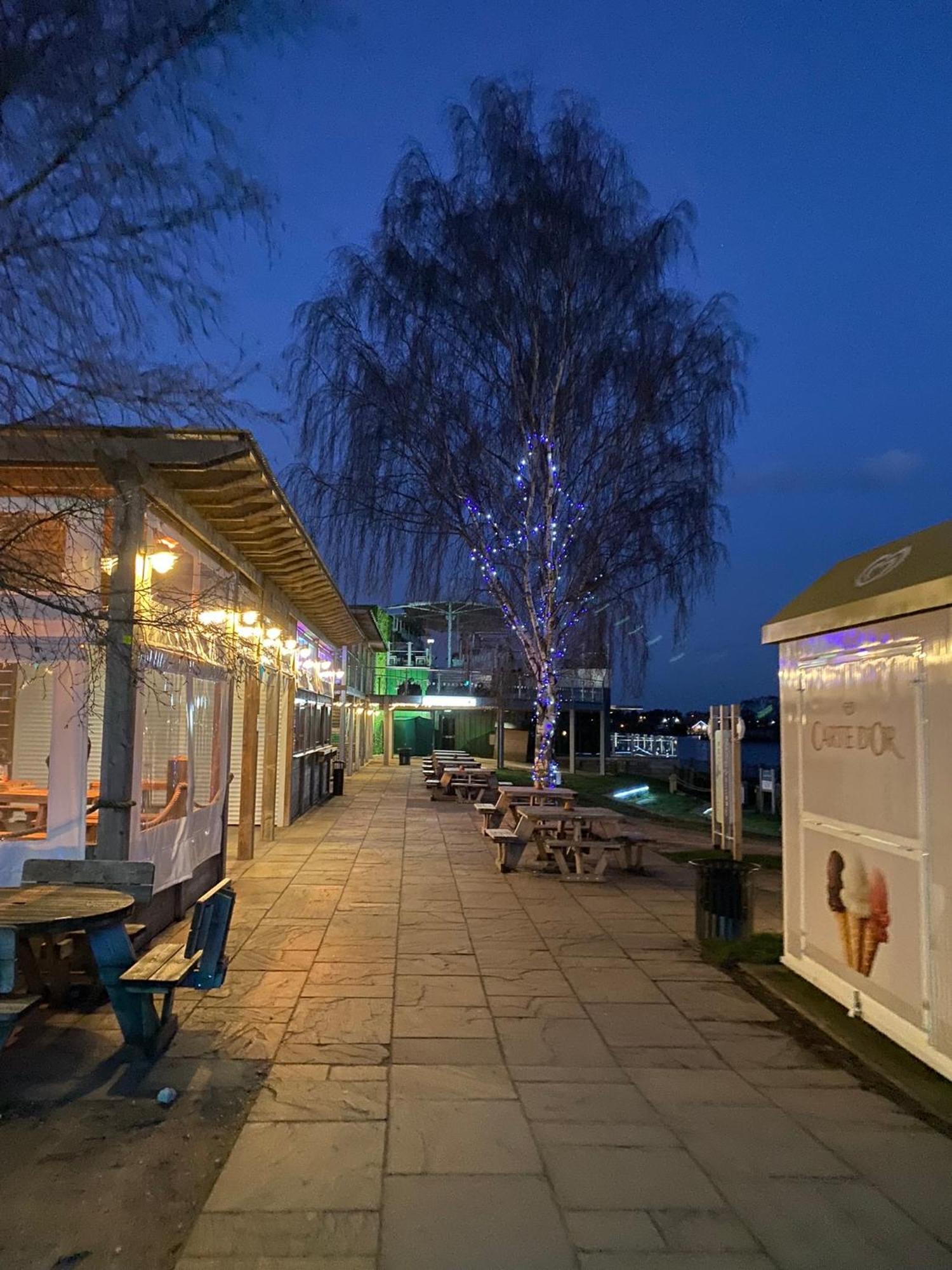Tattershall Lakes Kingfisher Caravan 8 Berth With Hot Tub & Wifi Extérieur photo