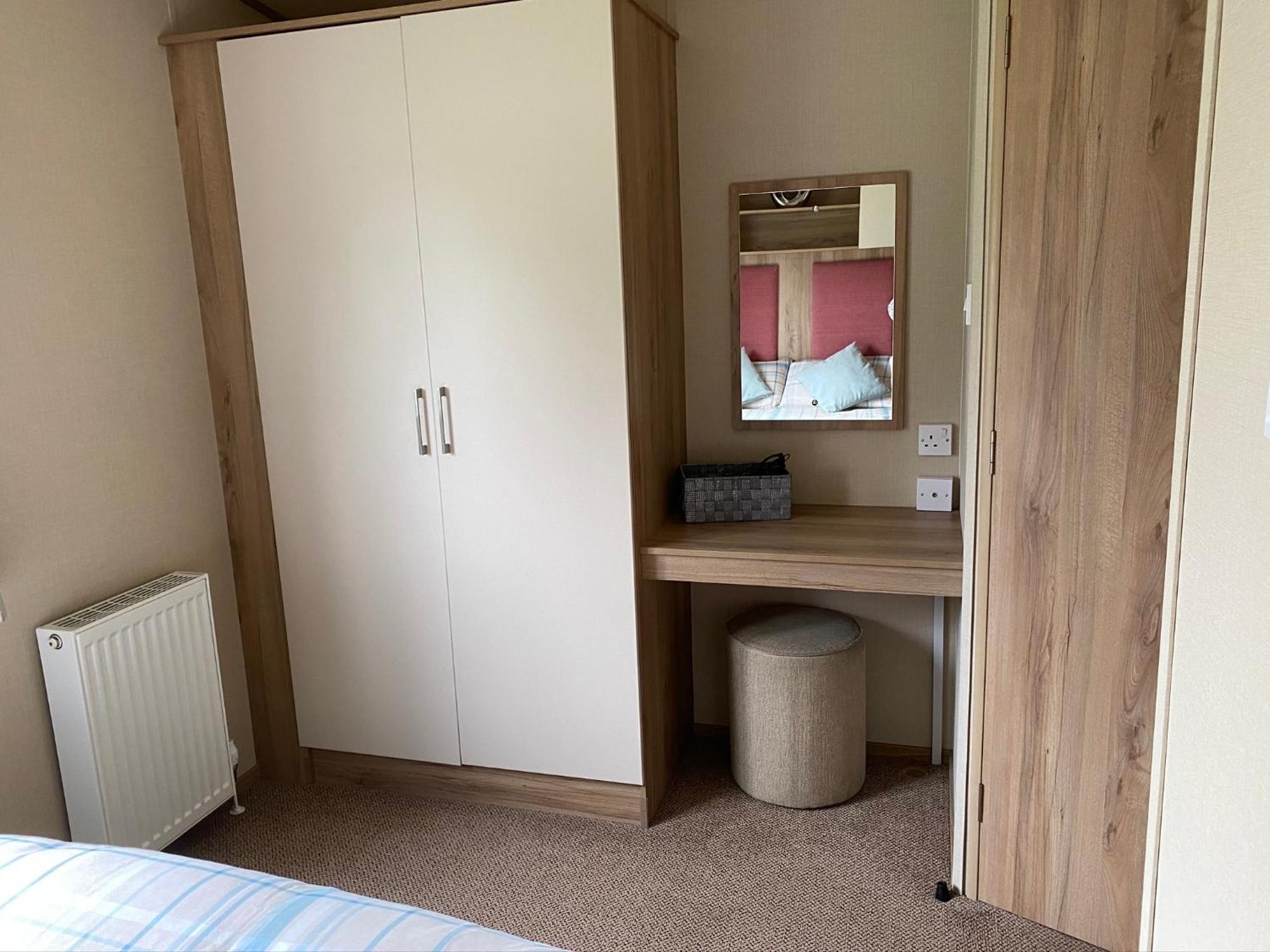 Tattershall Lakes Kingfisher Caravan 8 Berth With Hot Tub & Wifi Extérieur photo
