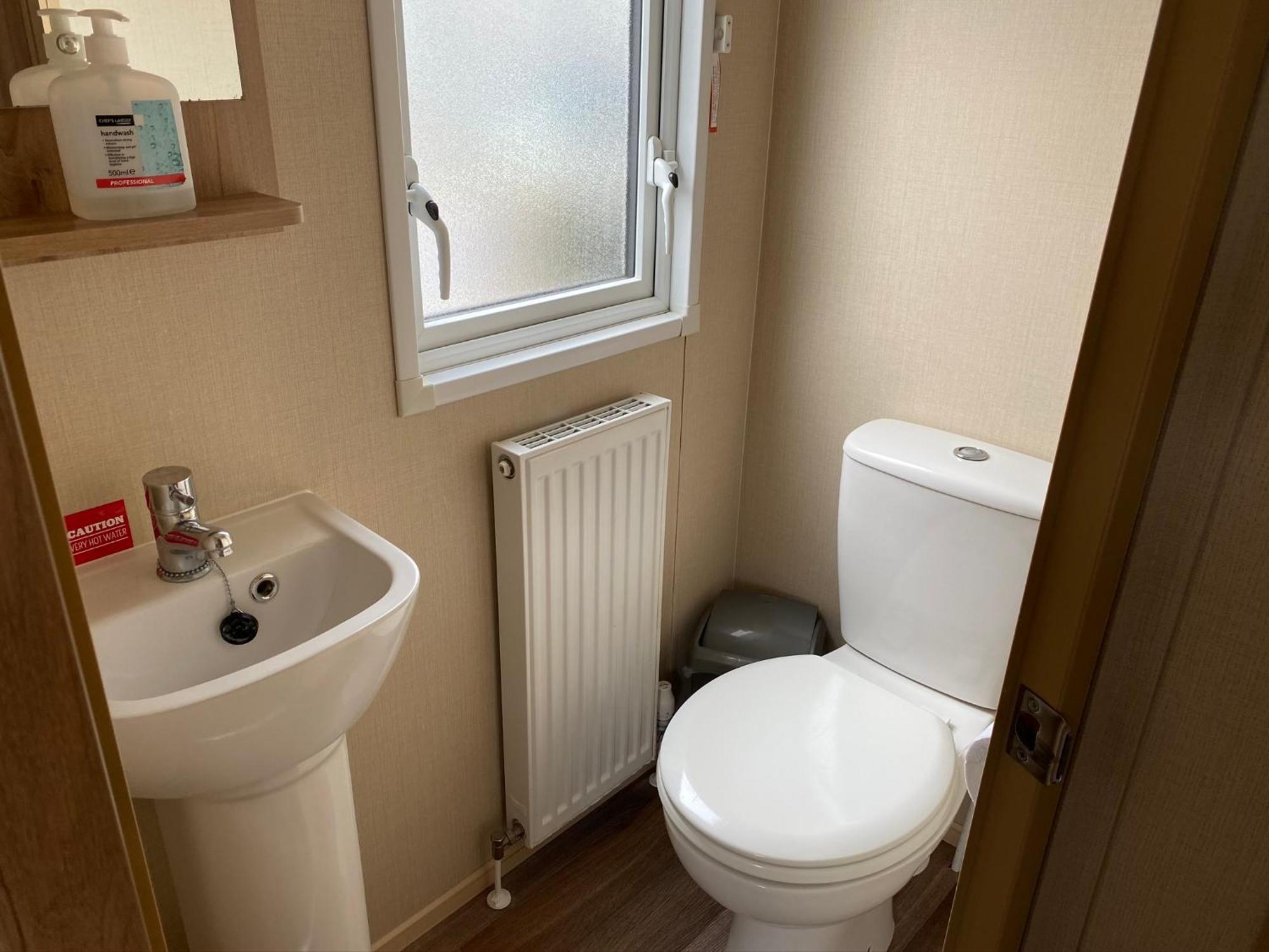 Tattershall Lakes Kingfisher Caravan 8 Berth With Hot Tub & Wifi Extérieur photo