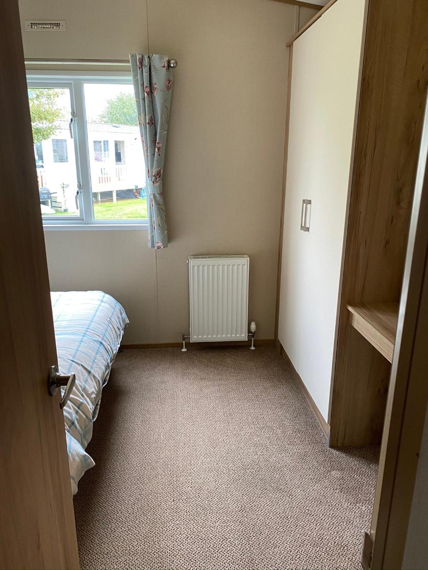 Tattershall Lakes Kingfisher Caravan 8 Berth With Hot Tub & Wifi Extérieur photo