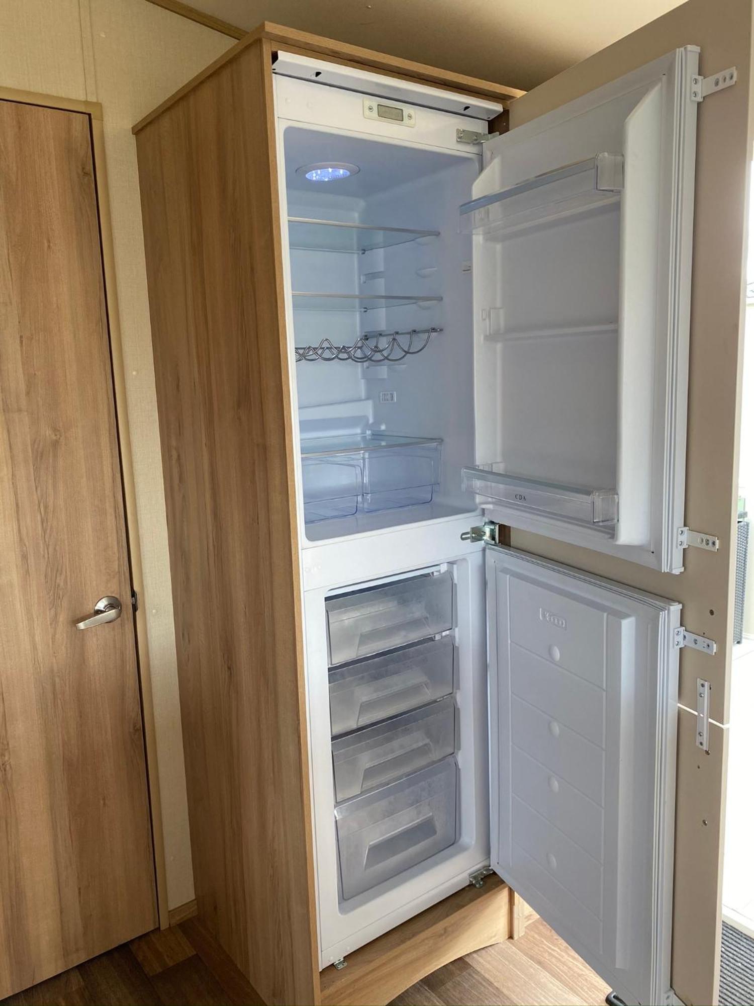 Tattershall Lakes Kingfisher Caravan 8 Berth With Hot Tub & Wifi Extérieur photo