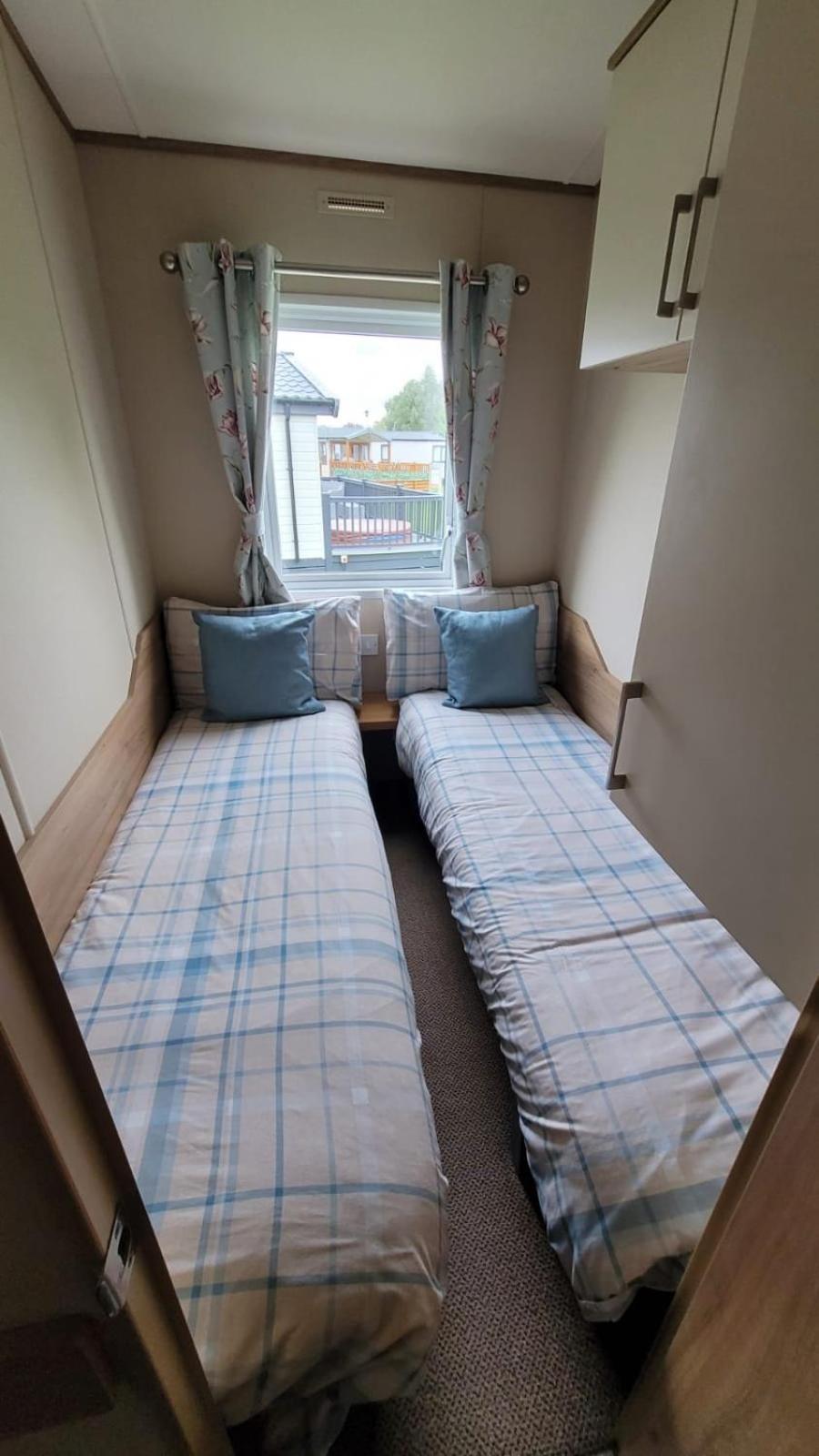 Tattershall Lakes Kingfisher Caravan 8 Berth With Hot Tub & Wifi Extérieur photo
