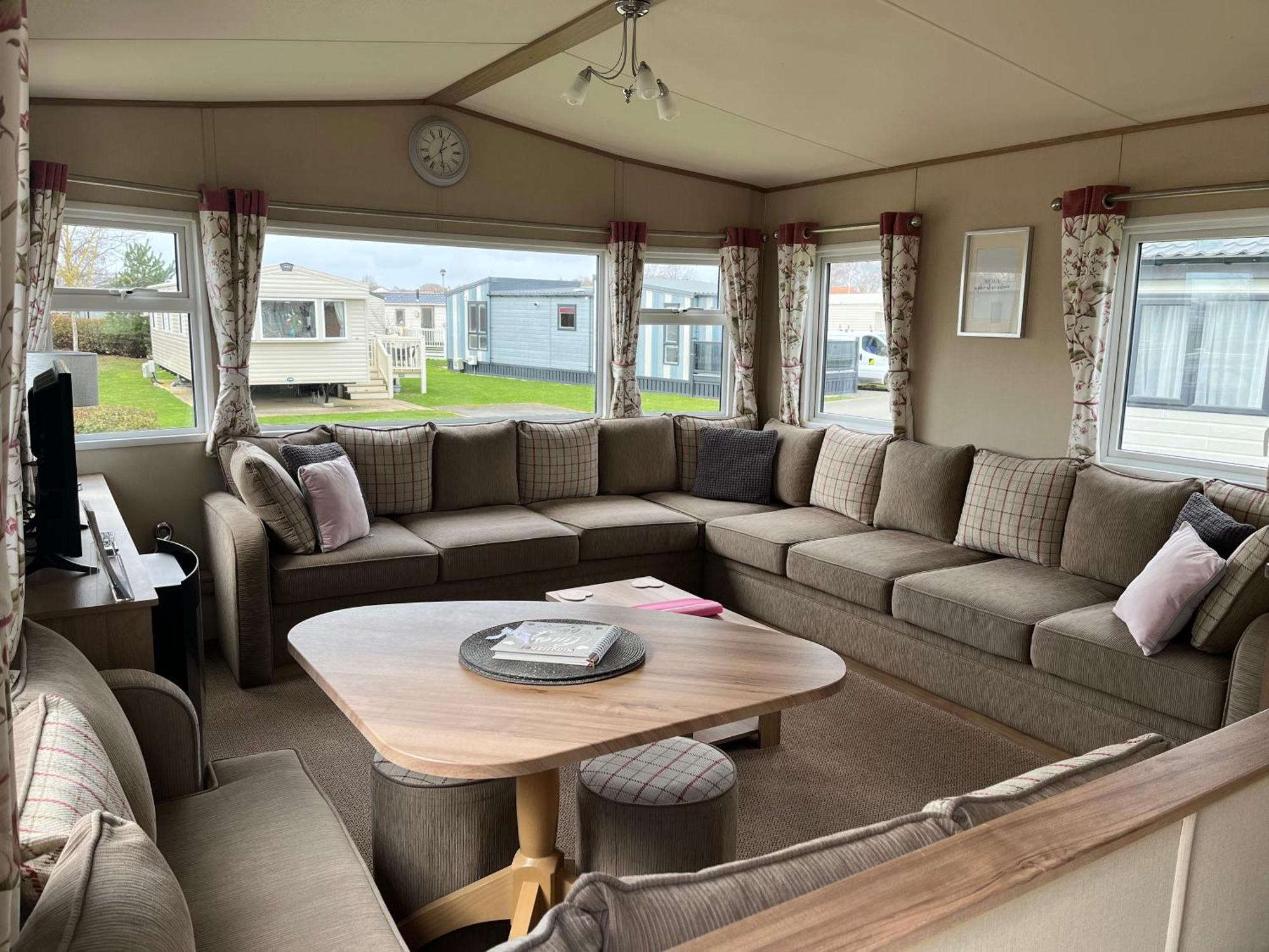 Tattershall Lakes Kingfisher Caravan 8 Berth With Hot Tub & Wifi Extérieur photo