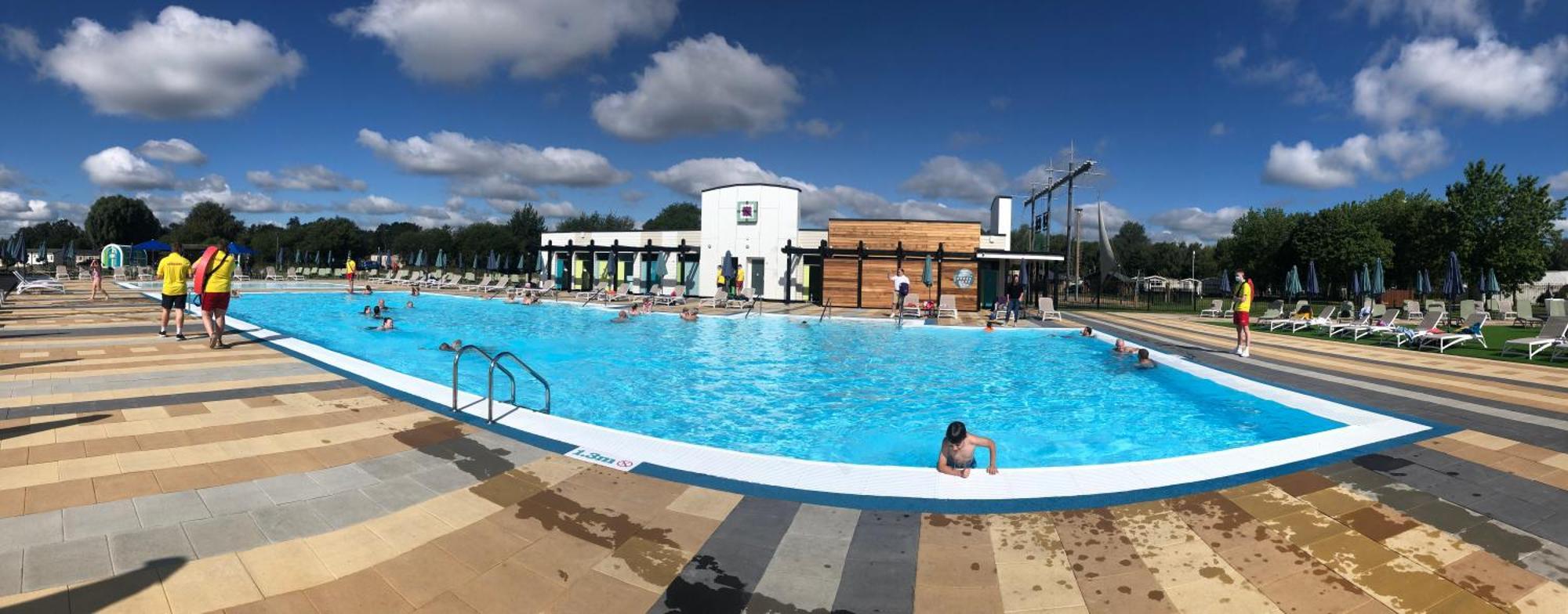 Tattershall Lakes Kingfisher Caravan 8 Berth With Hot Tub & Wifi Extérieur photo